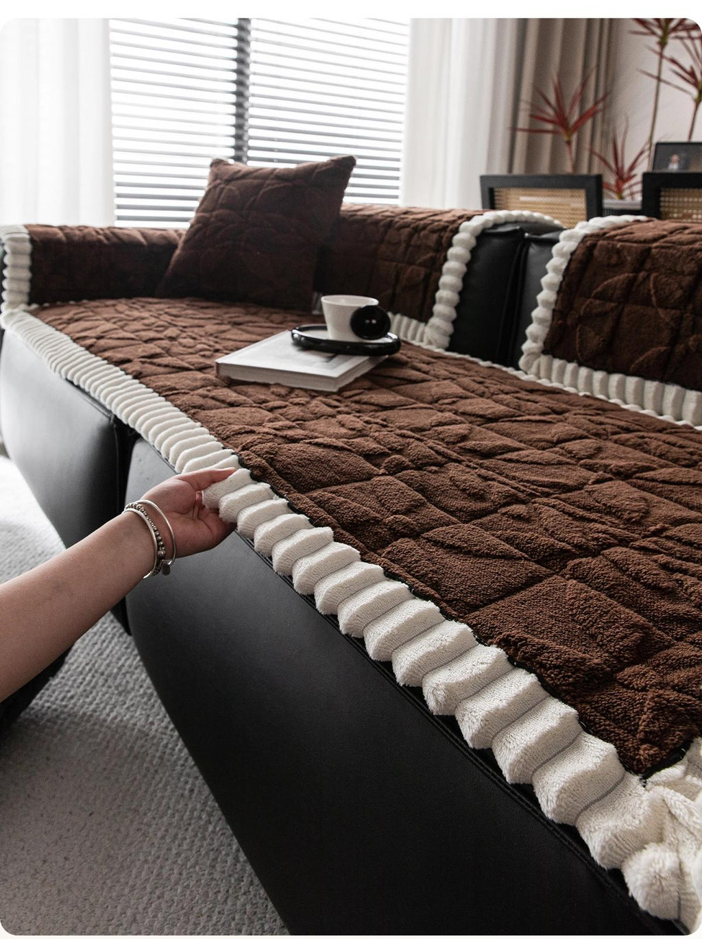 Clover-Pattern Plush Sofa Cover with Scalloped Trim — 详情_21 product detail