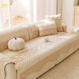 Scalloped Plush Sofa Cover with Geometric Border — 详情_06 product detail