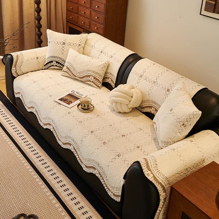 Scalloped Patterned Fleece Non-Slip Couch Cover — fabric, design and styling detail 12