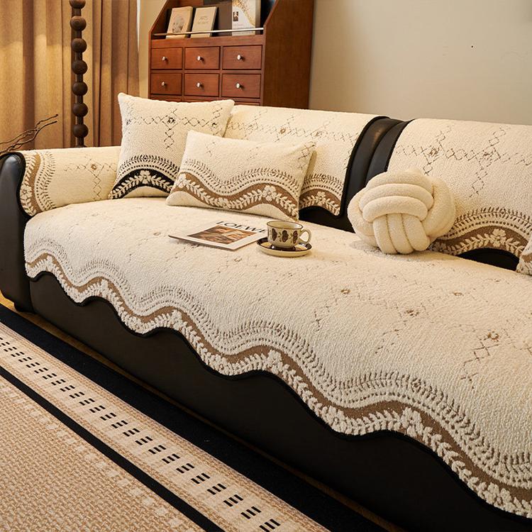 Scalloped Leaf Khaki couch cover — Scalloped Patterned Fleece Non-Slip Couch Cover