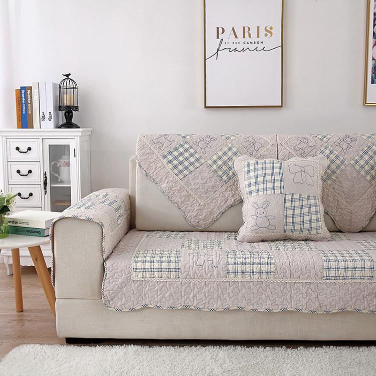 Vintage Patchwork Cotton Quilted Couch Cover — fabric, design and styling detail 024