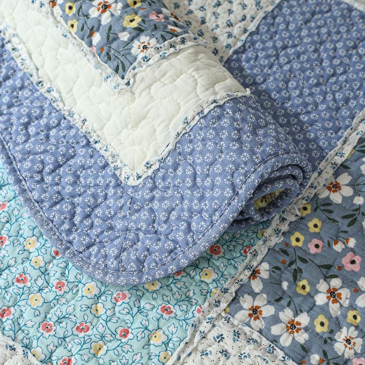 Vintage Patchwork Cotton Quilted Couch Cover — fabric, design and styling detail 090