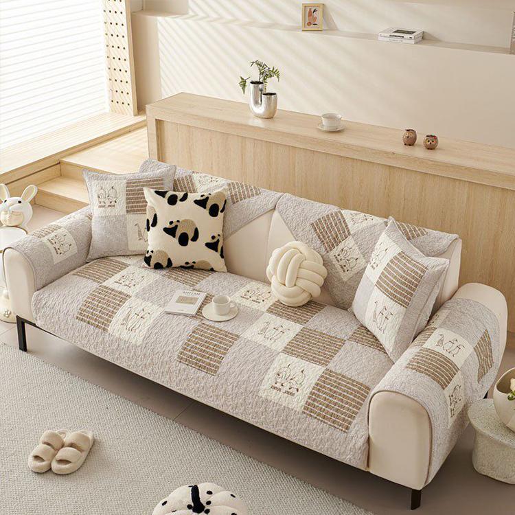 Brown Duck Patchwork couch cover — Vintage Patchwork Cotton Quilted Couch Cover