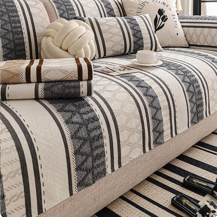 Matching geometric stripe seat and pillow covers — gsft-9061