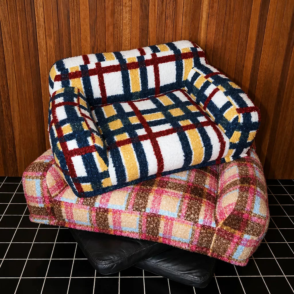 Vintage-Style Plush Sofa Bed for Dogs and Cats