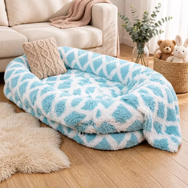 Extra-Large Washable Plush Pet Bed for Dogs and Cats