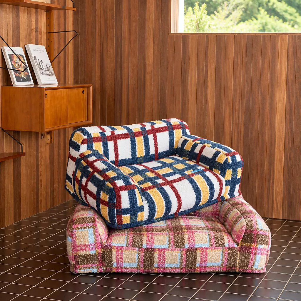 Vintage-Style Plush Sofa Bed for Dogs and Cats