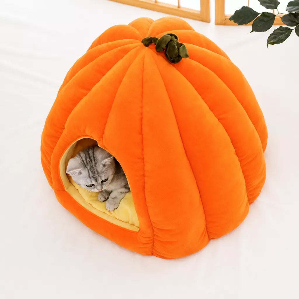 Enclosed Pet Bed for Cats and Small Dogs