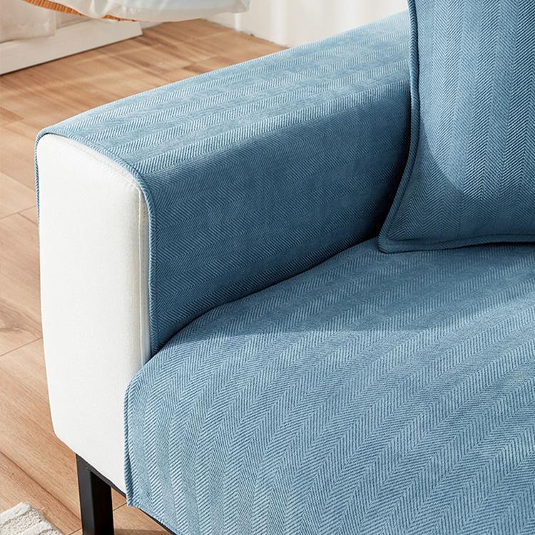 Herringbone Chenille Couch Cover – Pet-Proof Furniture Protector – gsft-9006 detail showing the finished panel edge