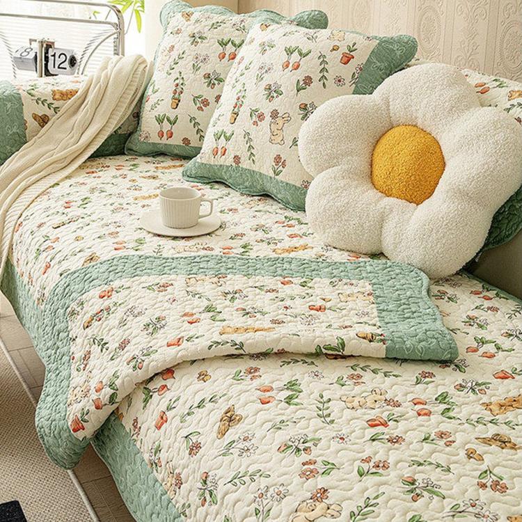 COLOR3 option for the Reversible Patterned Cotton Couch Cover