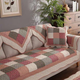 Rose patchwork color and fabric details