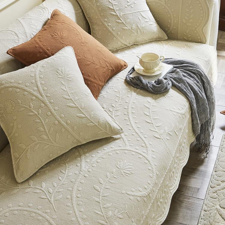 Scalloped Botanical Cotton Non-Slip Couch Cover - gsft-9020 Secondary image
