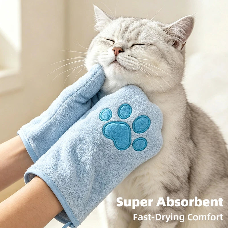 Absorbent Paw-Shaped Pet Grooming Mitt Main image